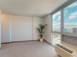 Photo #6: 202610815 Listing 