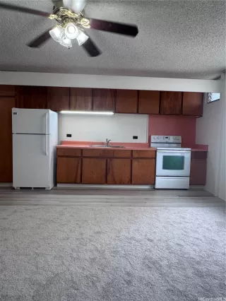 Photo #5: 202610830 Listing 