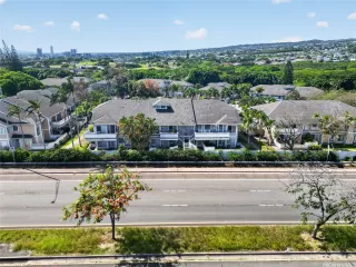 Photo #2: 202610835 Listing 