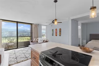 Photo #2: 202610840 Listing 