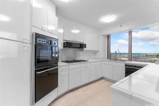 Photo #6: 202610854 Listing 