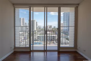 Photo #6: 202610855 Listing 