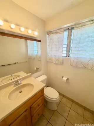 Photo #5: 202610858 Listing 