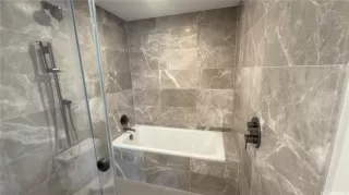 Photo #6: 202610871 Listing 