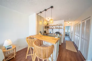 Photo #4: 202610889 Listing 