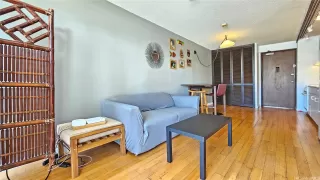 Photo #2: 202610923 Listing 