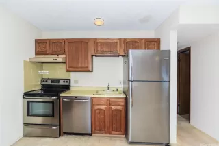 Photo #4: 202610964 Listing 