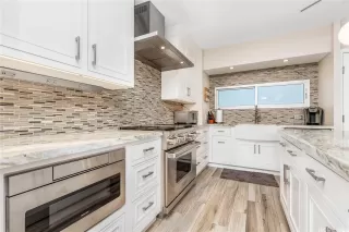 Photo #6: 202610972 Listing 