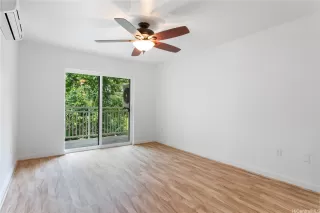 Photo #5: 202610974 Listing 