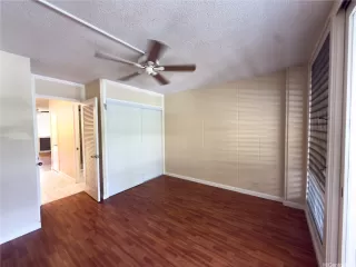 Photo #6: 202610977 Listing 