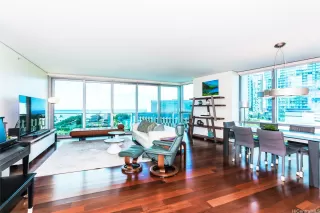 Photo #2: 202610979 Listing 