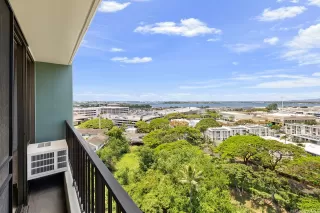 Photo #2: 202610984 Listing 