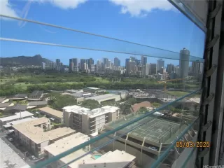 Photo #3: 202610999 Listing 