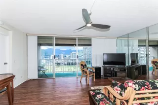 Photo #5: 202611001 Listing 