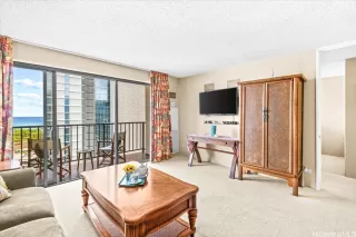 Photo #4: 202611022 Listing 