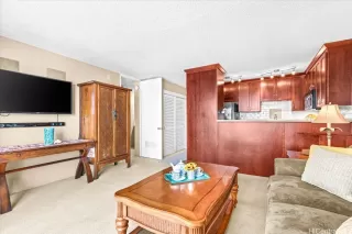 Photo #6: 202611022 Listing 