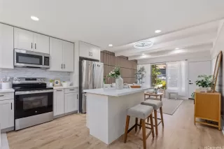 Photo #4: 202611035 Listing 