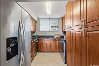 Photo #3: 202611045 Listing 