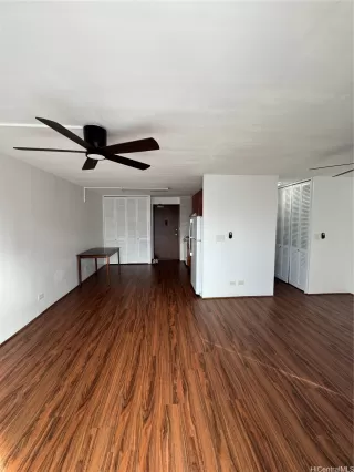 Photo #2: 202611068 Listing 