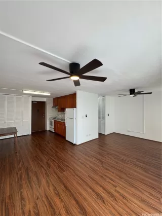Photo #3: 202611068 Listing 