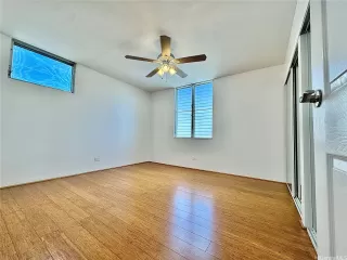 Photo #4: 202611093 Listing 