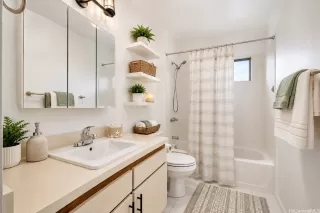 Photo #5: 202611112 Listing 