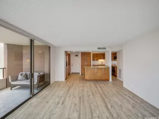 Photo #4: 202611148 Listing 