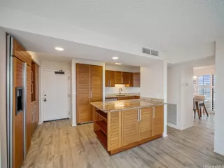 Photo #5: 202611148 Listing 