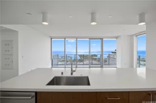 Photo #4: 202611161 Listing 