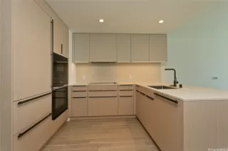Photo #5: 202611167 Listing 