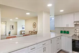 Photo #6: 202611195 Listing 