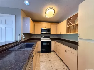 Photo #5: 202611255 Listing 