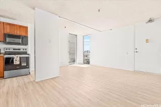 Photo #4: 202611264 Listing 