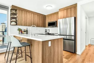 Photo #4: 202611300 Listing 
