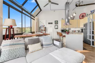 Browse active condo listings in LILIUOKALANI GARDENS