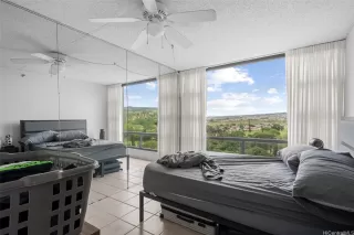 Photo #3: 202611327 Listing 
