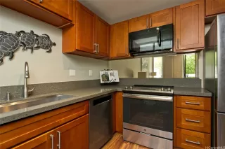 Photo #3: 202611337 Listing 
