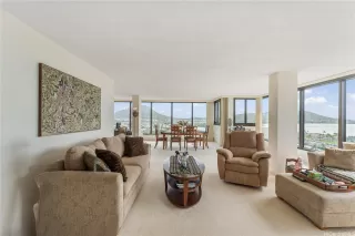 Photo #4: 202611366 Listing 