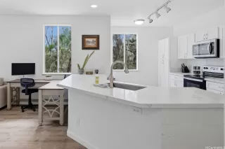 Photo #2: 202611397 Listing 