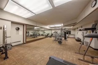 Photo #5: 202611403 Listing 