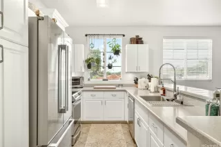 Photo #4: 202611419 Listing 
