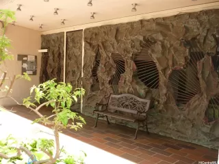 Photo #2: 202611454 Listing 