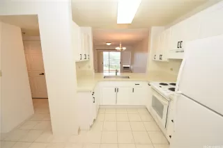 Photo #3: 202611457 Listing 