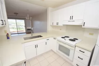 Photo #5: 202611457 Listing 