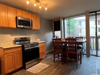 Photo #2: 202611480 Listing 