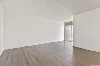 Photo #2: 202611498 Listing 
