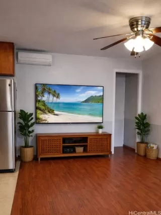 Photo #2: 202611515 Listing 