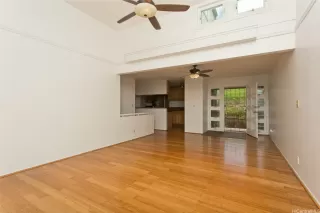 Photo #2: 202611551 Listing 