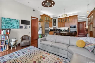 Photo #2: 202611554 Listing 