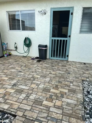 Photo #3: 202611566 Listing 